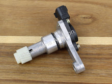 Cargar imagen en el visor de la galería, Sensor de velocidad velocímetro Toyota pickup Tacoma / Tundra 1991-2004