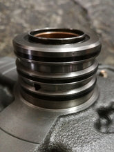 Cargar imagen en el visor de la galería, Sellos anillos de Bomba de Aceite transmisión automática U540 Toyota Avanza