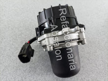 Cargar imagen en el visor de la galería, Bomba de Inyeccion de Aire Secundaria Toyota Hilux 2016-2024