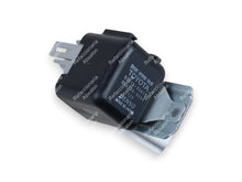 Cargar imagen en el visor de la galería, Relevador para bomba de gasolina Toyota pickup 1989-1995 Original