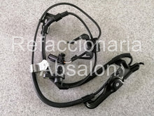 Cargar imagen en el visor de la galería, Sensor de ABS Delantero Toyota Sienna 2011-2020