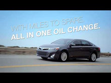 Cargar y reproducir el video en el visor de la galería, Kit de afinacion de motor V6 Toyota con aceite sintetico 0W-20 Original