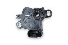Cargar imagen en el visor de la galería, Switch de Neutral Sensor TR transmisión Toyota Avanza Raize Original
