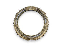 Cargar imagen en el visor de la galería, Set de bronces para segunda velocidad transmisión Toyota Hilux Diesel
