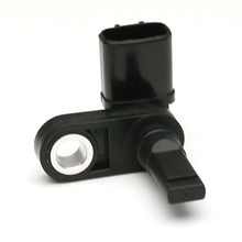 Cargar imagen en el visor de la galería, Sensor de ABS Toyota FJ Cruiser 2007-2014
