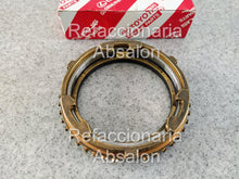 Cargar imagen en el visor de la galería, Set de Bronces de 2a velocidad Transmision Toyota Hilux Diesel
